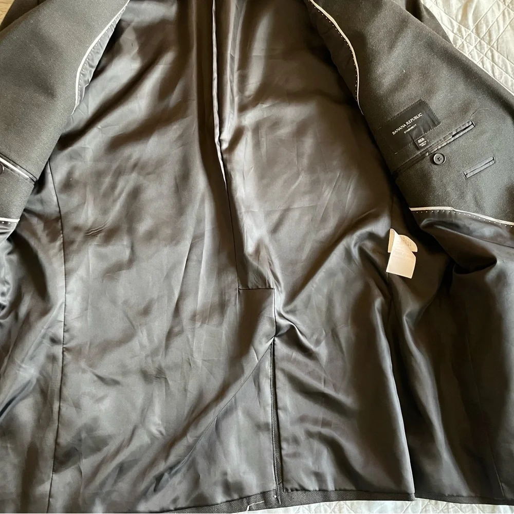 BANANA‎ REPUBLIC Standard Fit 2-Button Suit Jacket in Charcoal Size 46 R $398